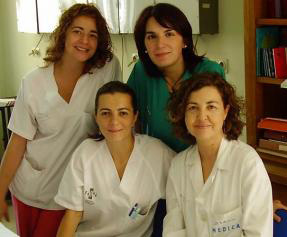 Dr. Rosario Menéndez and her research team