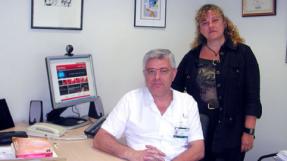 Dr. Antoni Torres amb la Dra. Nuria Sánchez.