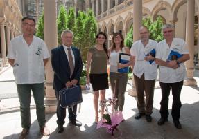 D’esquerra a dreta, Dr. Miquel Ferrer, Dr. Ernesto García, Dra. Laia Fernández Barat, Dra. Paula Ramírez, Dr. Josep Maria Miró i Dr. Antoni Torres